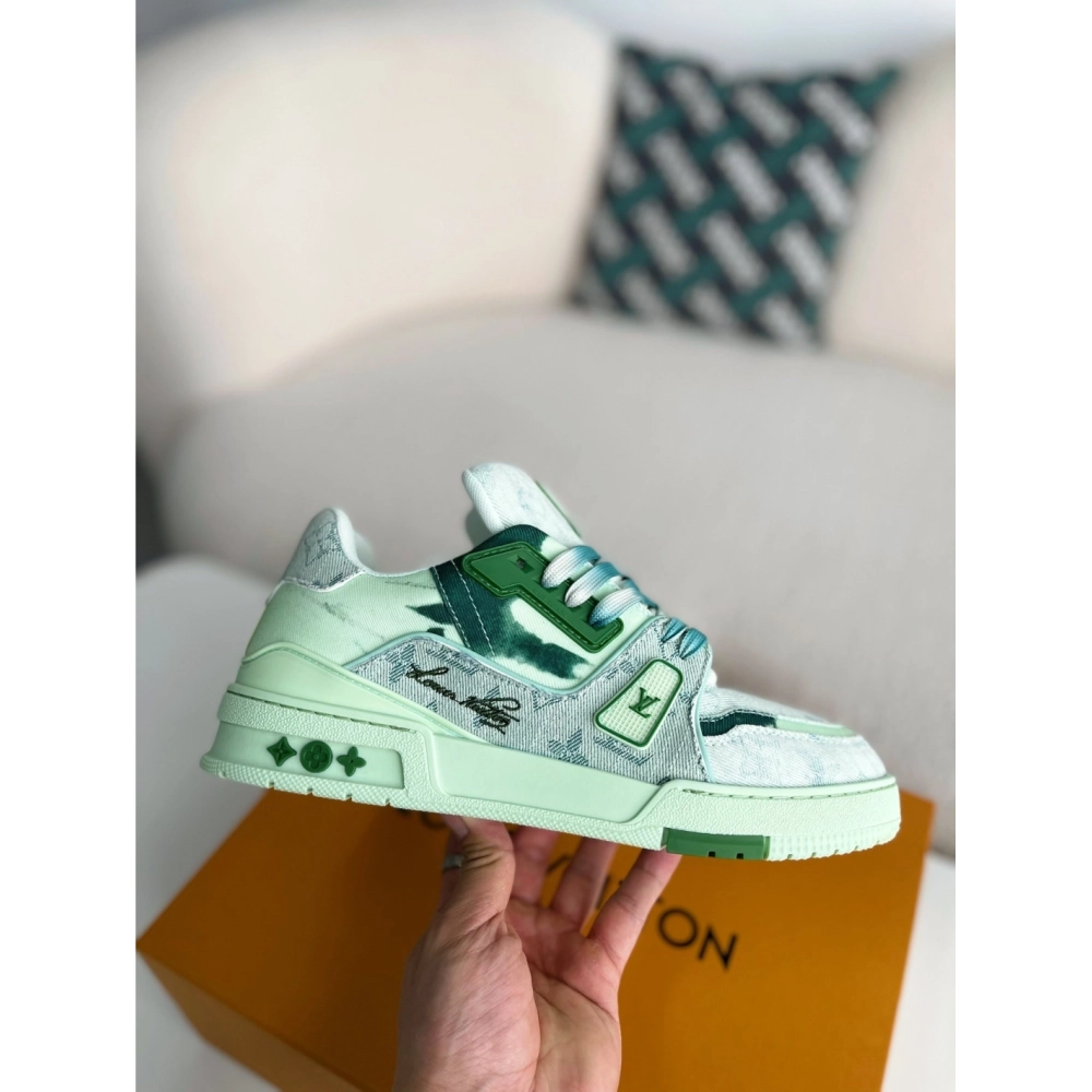 Louis Vuitton Sneakers,LOUIS VUITTON