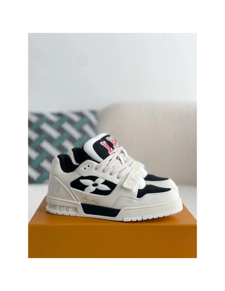 Louis Vuitton Sneakers,LOUIS VUITTON