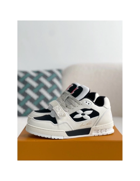 Louis Vuitton Sneakers,LOUIS VUITTON