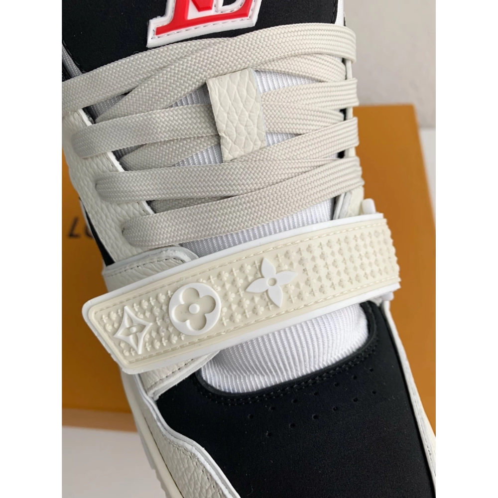 Louis Vuitton Sneakers,LOUIS VUITTON